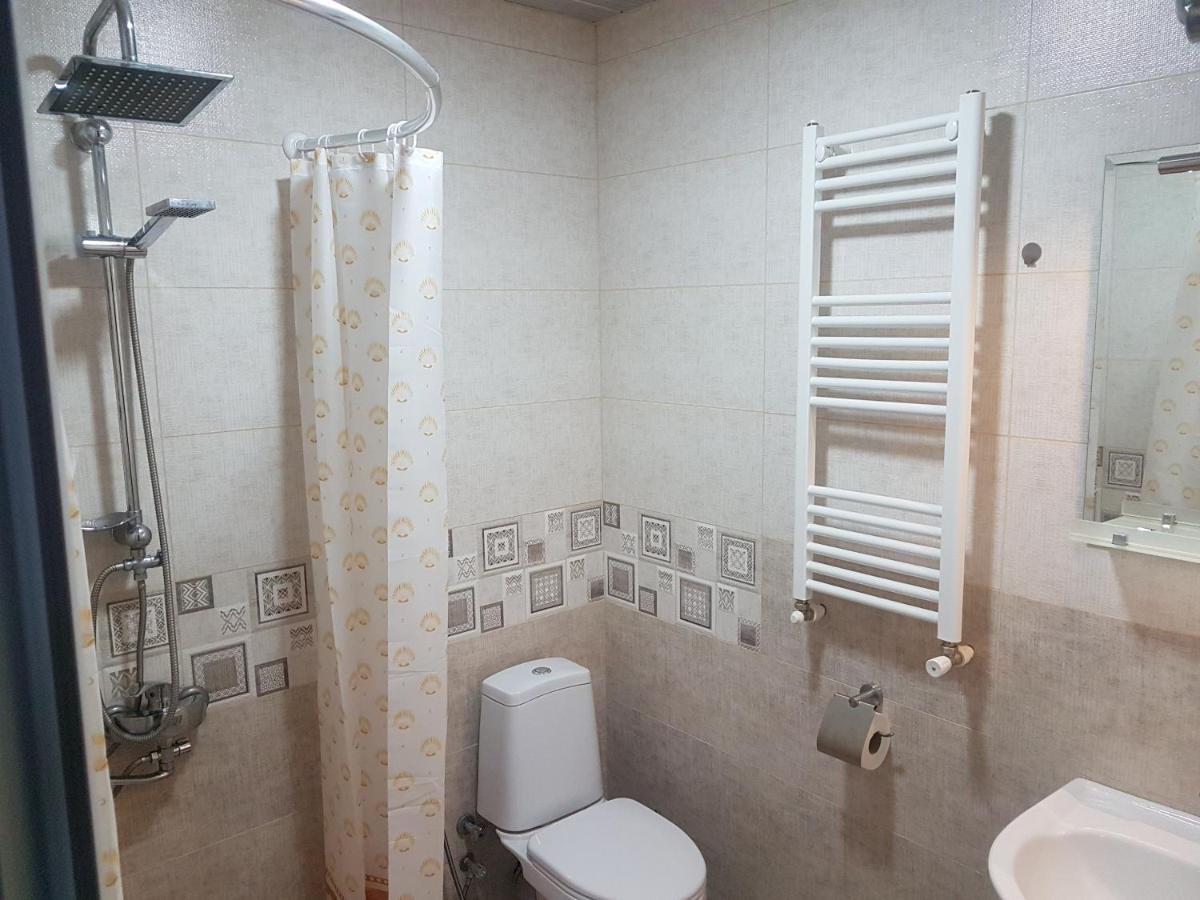 Romson Hotel Tbilisi Buitenkant foto